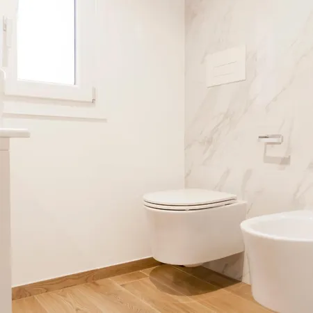 Brilla Marvelous In The Center *