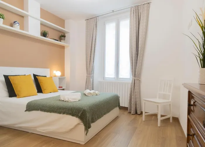 Brilla Marvelous In The Center *