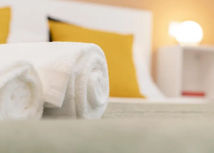 Brilla Marvelous In The Center