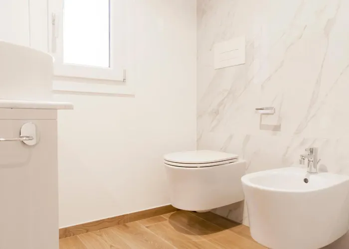 Brilla Marvelous In The Center *